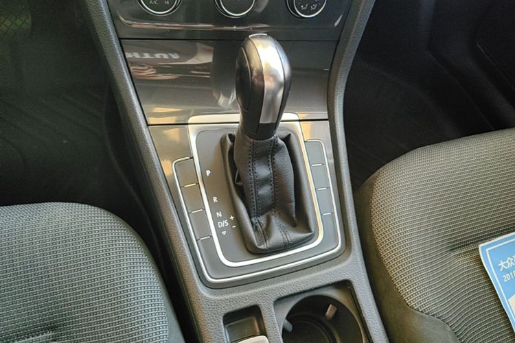 Volkswagen Golf 2018 #18 Volkswagen Golf 2018 car image #18