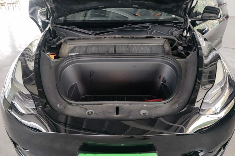 Tesla Model Y 2023 #20 Tesla Model Y 2023 car image #20