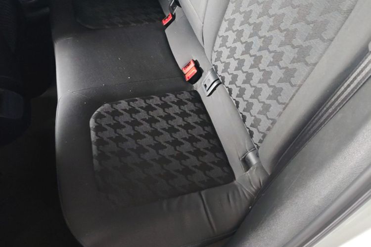 Audi A3 2015 car image #14