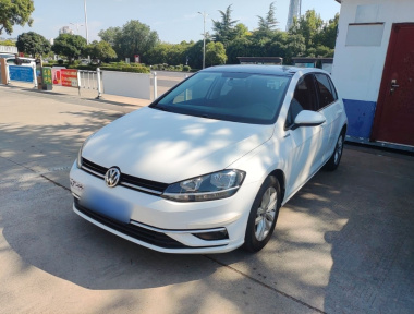 Volkswagen Golf 2018 Volkswagen Golf 2018 car image
