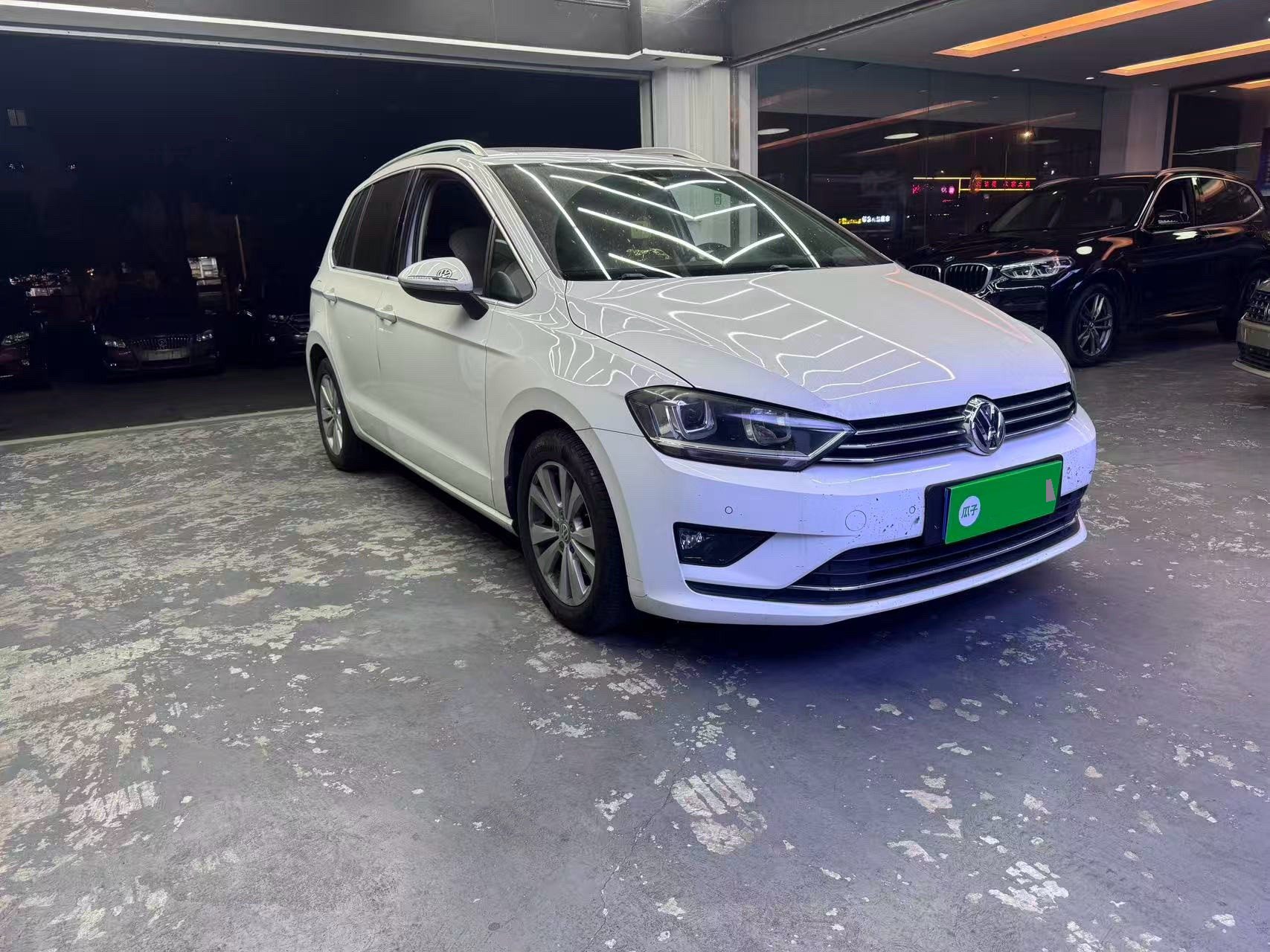Volkswagen Golf Sportsvan 2018 #2 Volkswagen Golf Sportsvan 2018 car image #2