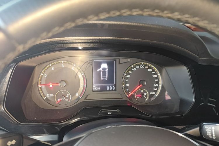 Volkswagen Bora 2020 imagen de coche #12