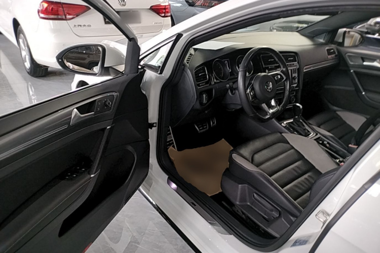 Volkswagen Golf 2018 #16 Volkswagen Golf 2018 car image #16