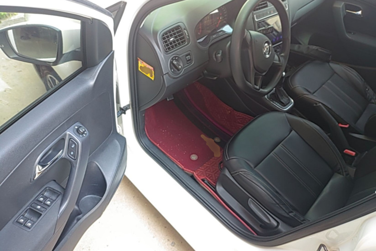 Volkswagen Polo 2016 #12 Volkswagen Polo 2016 car image #12