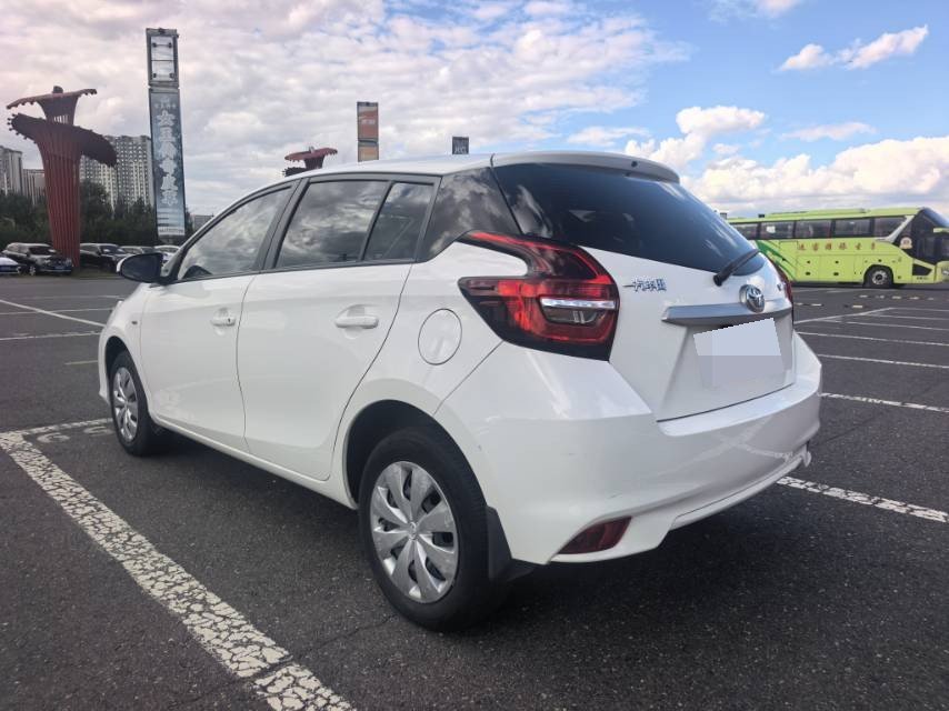 Toyota Vios FS 2021 صورة سيارة #9