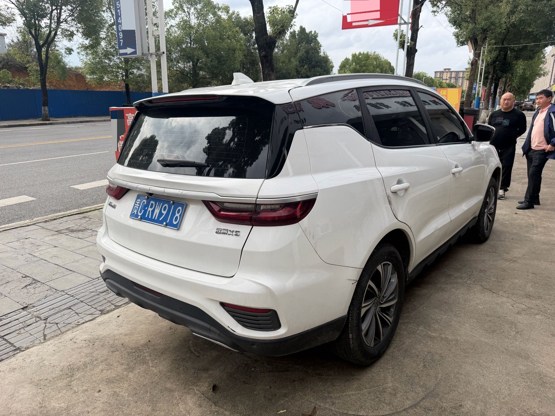 GEELY Vision X6 2020 car image #11