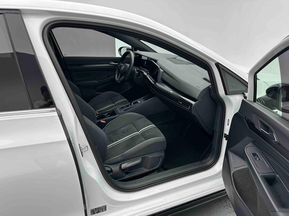 Volkswagen Golf 2022 #9 Volkswagen Golf 2022 car image #9