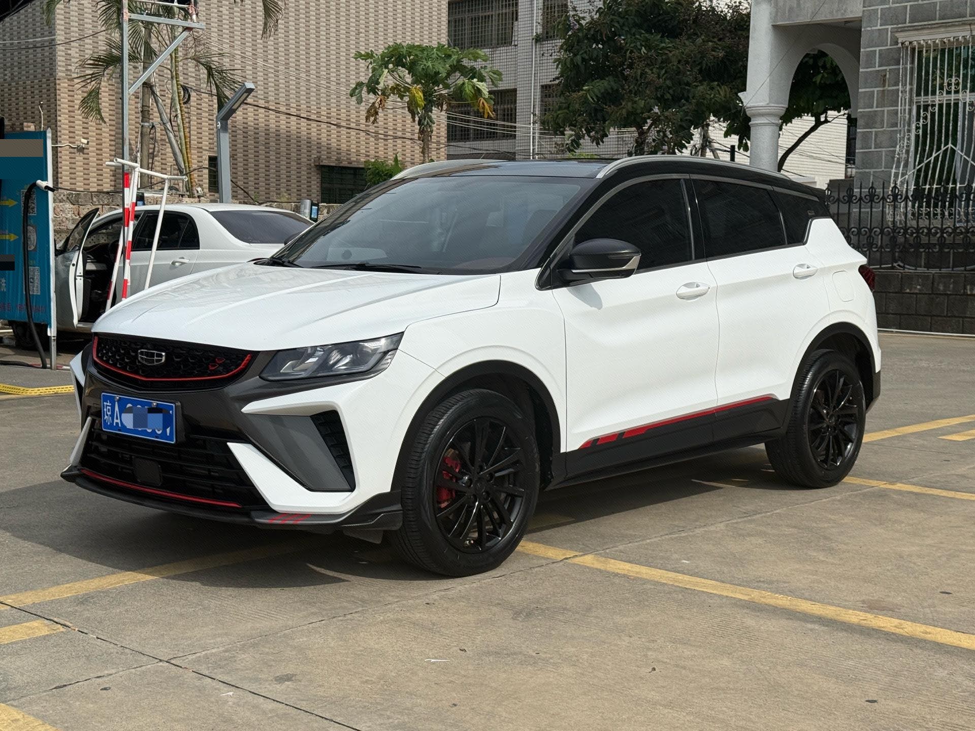 GEELY Coolray 2022 car image 