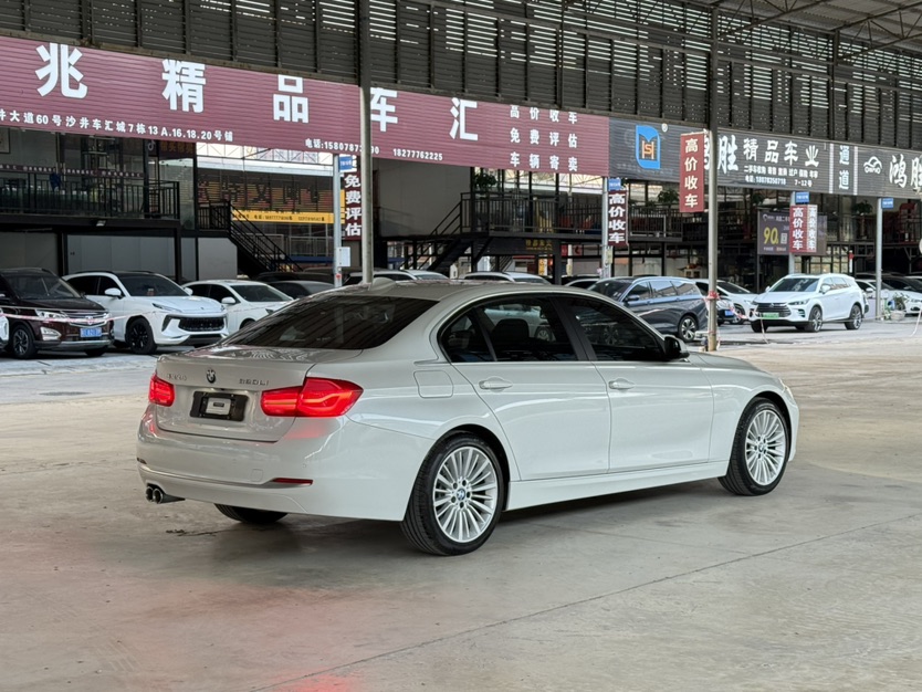 BMW 3 Series 2018 car image #6