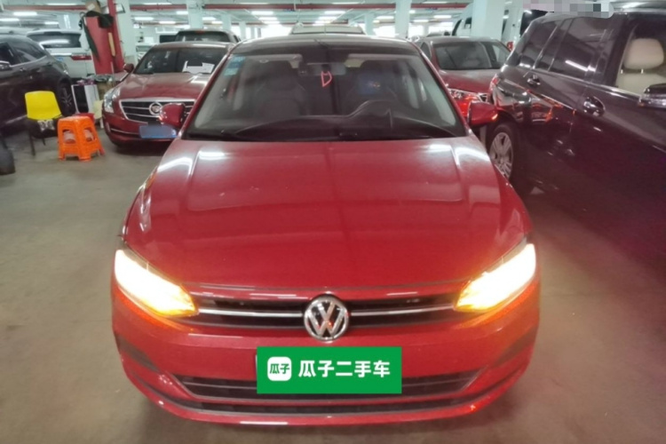 Volkswagen Polo 2020 car image #3