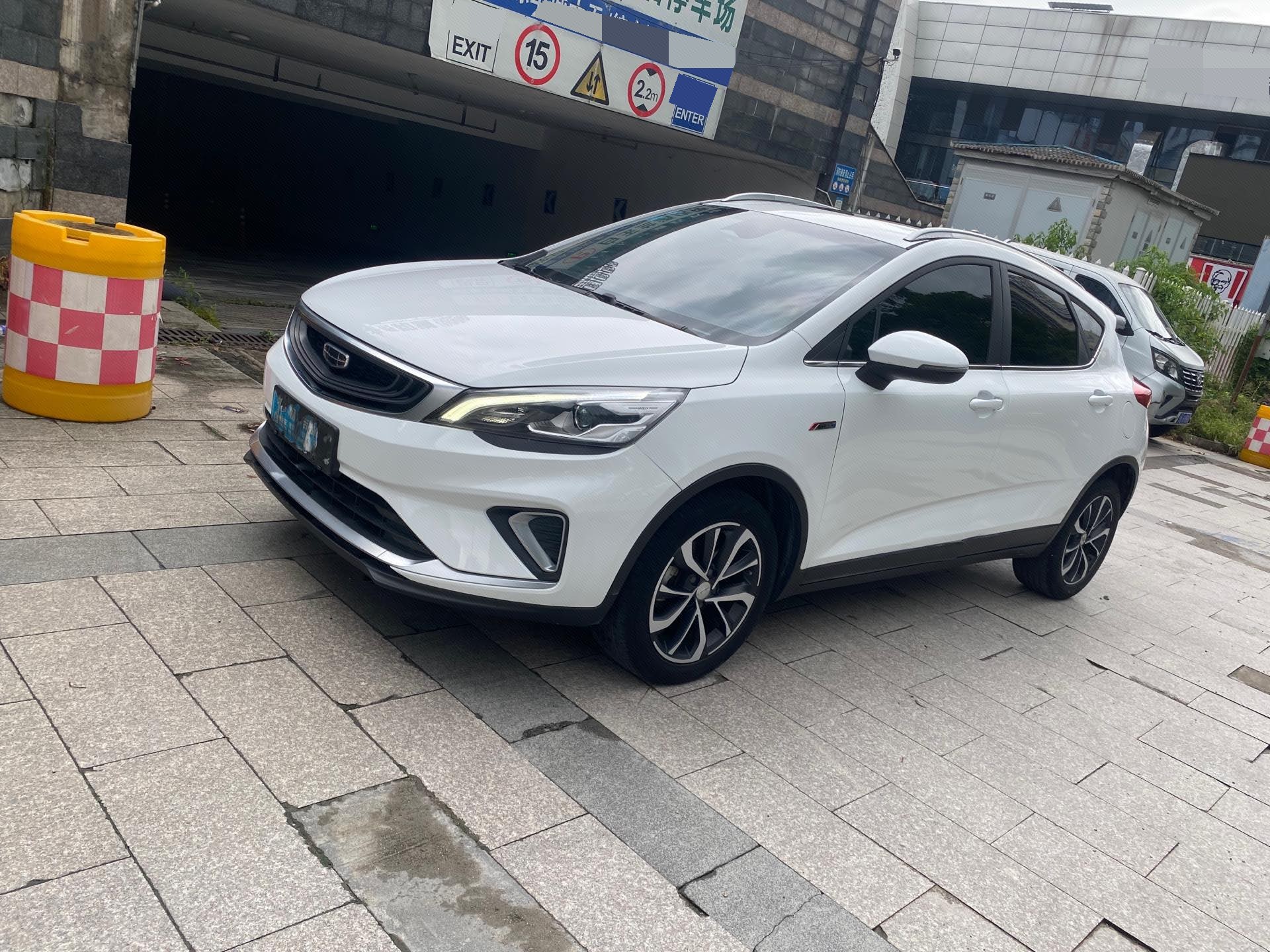 GEELY Emgrand GS 2019 GEELY Emgrand GS 2019 car image