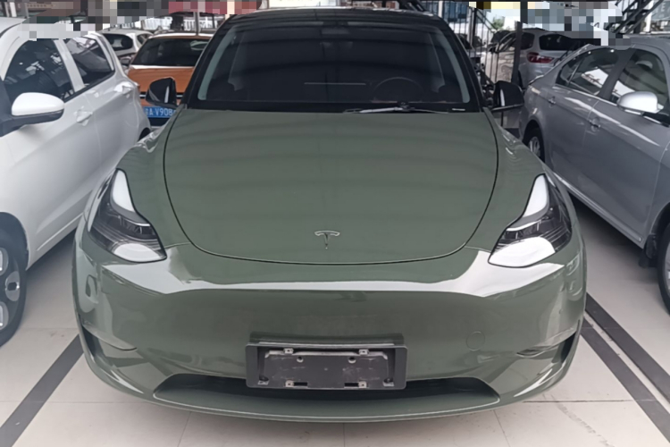 Tesla Model Y 2021 #3 Tesla Model Y 2021 car image #3