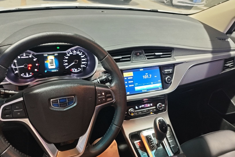 GEELY Emgrand GS 2018 #10 GEELY Emgrand GS 2018 car image #10