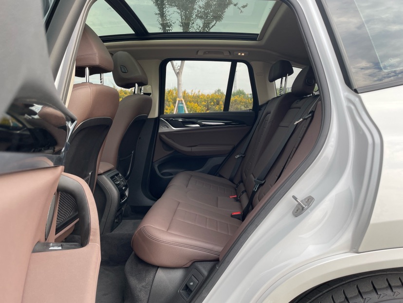 BMW X3 2019 car image #7