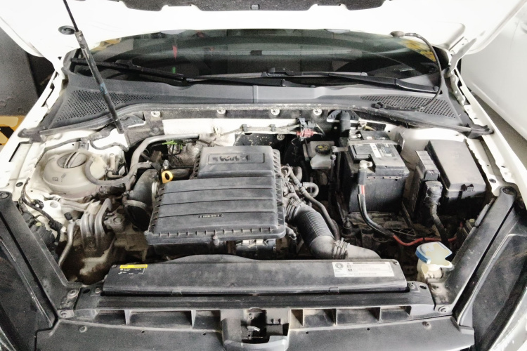 Volkswagen Golf 2018 صورة سيارة #20