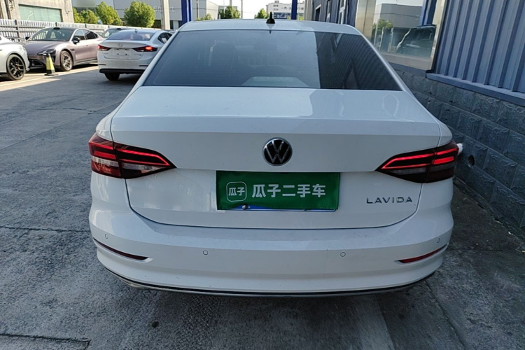 Volkswagen Lavida 2022 car image #6