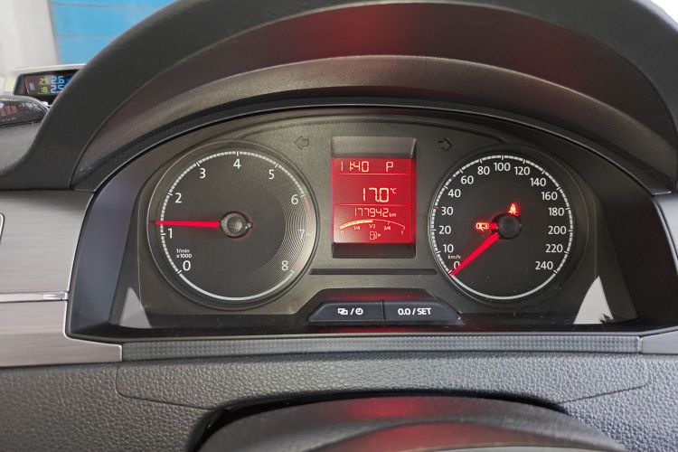 Volkswagen Santana 2019 car image #16