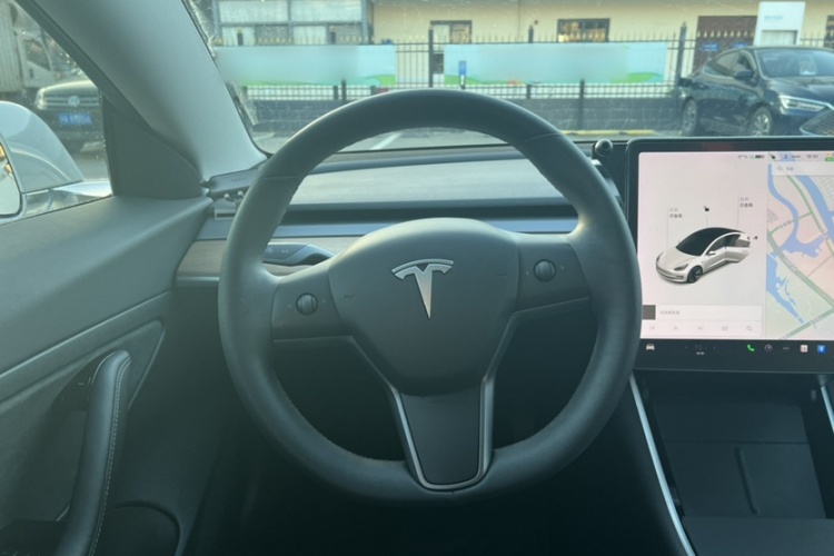 Tesla Model 3 2020 #19 Tesla Model 3 2020 car image #19
