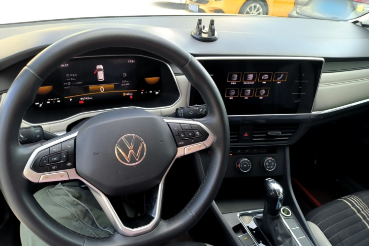 Volkswagen Bora 2024 #10 Volkswagen Bora 2024 immagine di auto #10