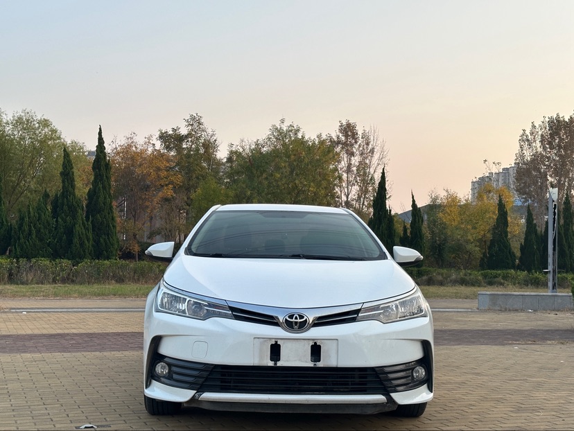 Toyota Corolla 2018 #2 Toyota Corolla 2018 immagine di auto #2
