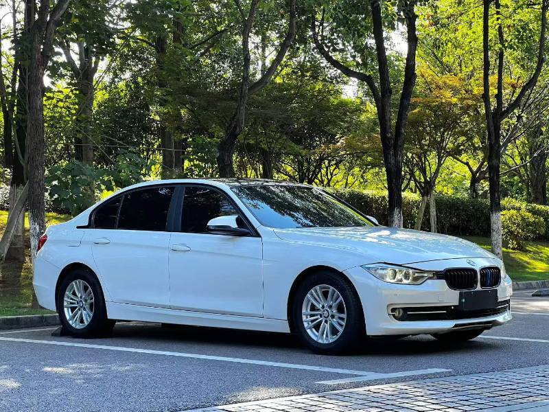 BMW 3 Series 2015 car image #3