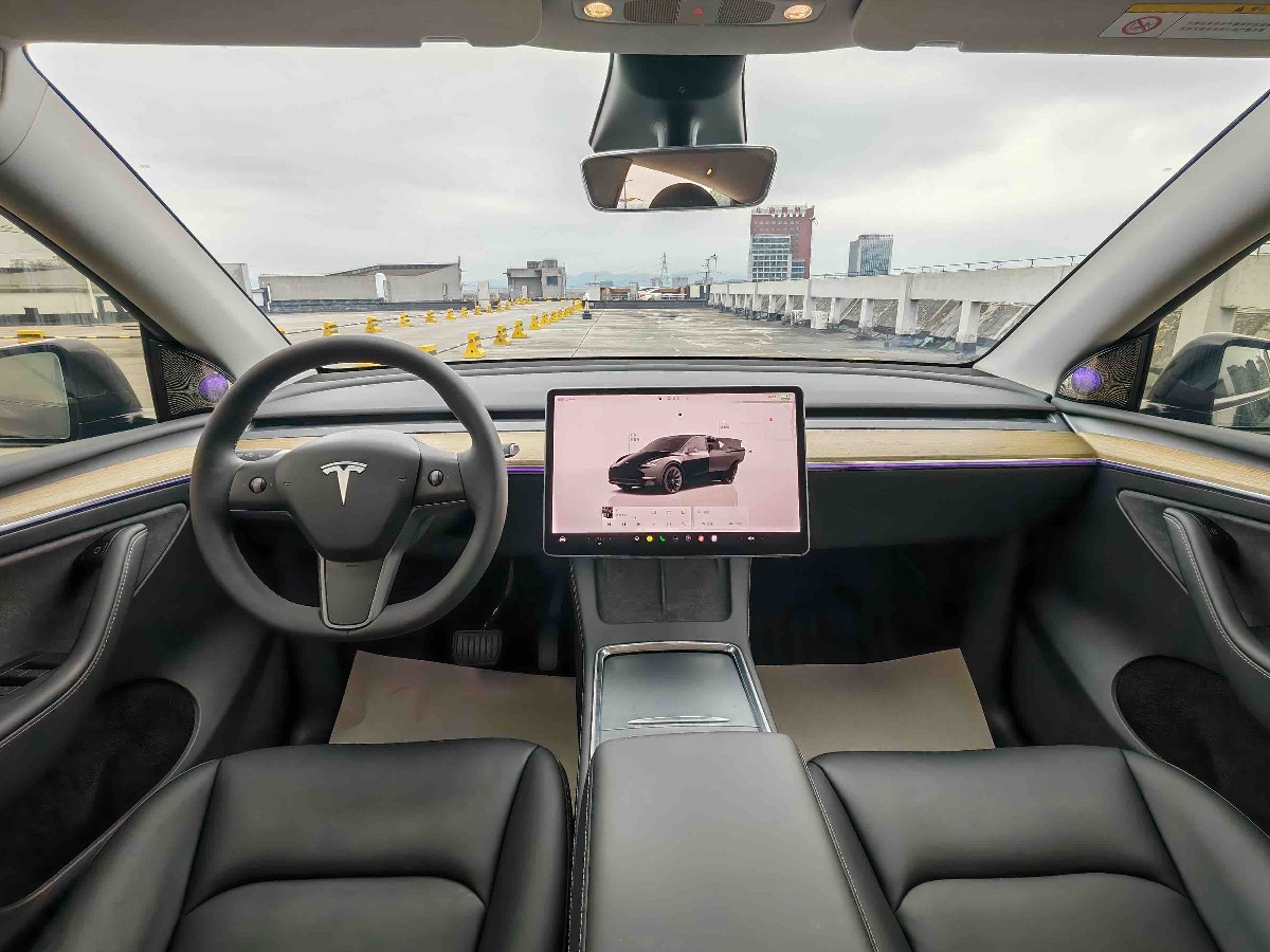 Tesla Model Y 2022 #8 Tesla Model Y 2022 car image #8