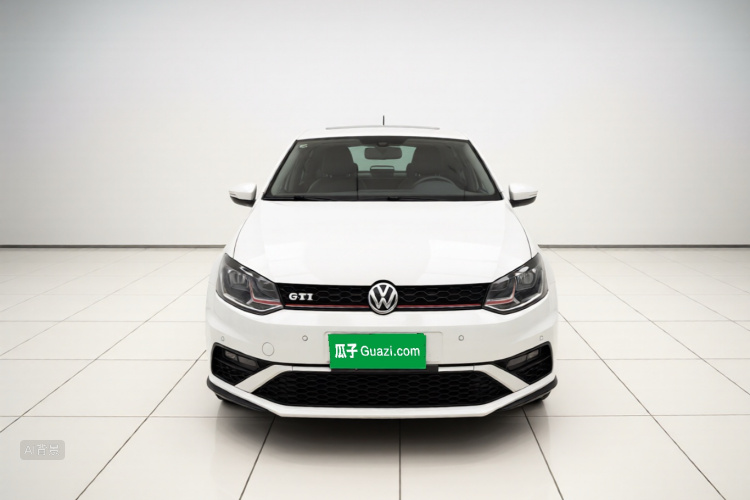 Volkswagen Polo 2016 car image #3