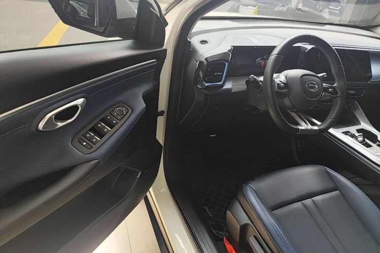 GAC Trumpchi GS3 2023 #16 GAC Trumpchi GS3 2023 car image #16