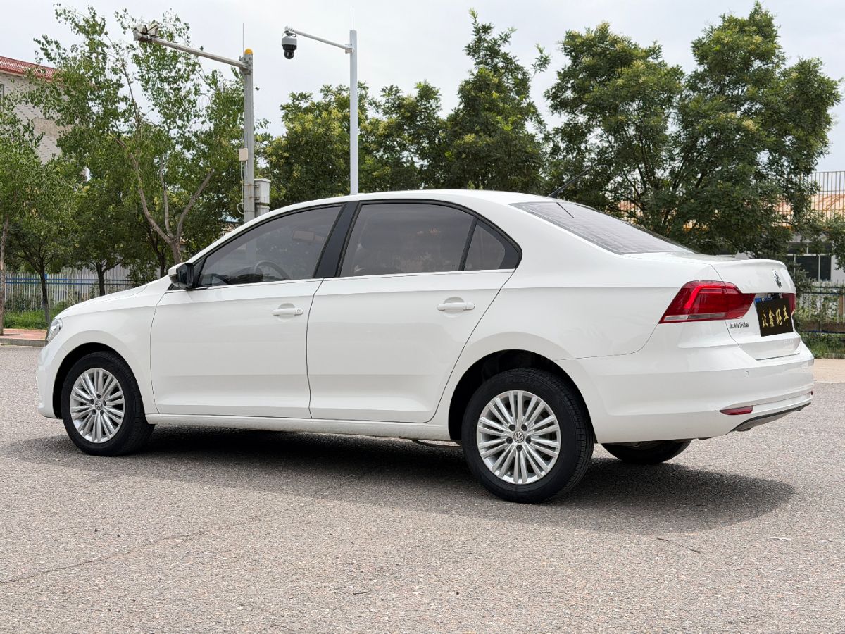 Volkswagen Santana 2020 car image #7
