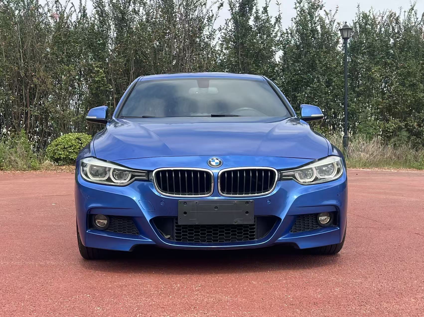BMW 3 Series 2019 #2 BMW 3 Series 2019 car image #2