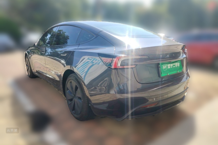 Tesla Model 3 2024 car image #5