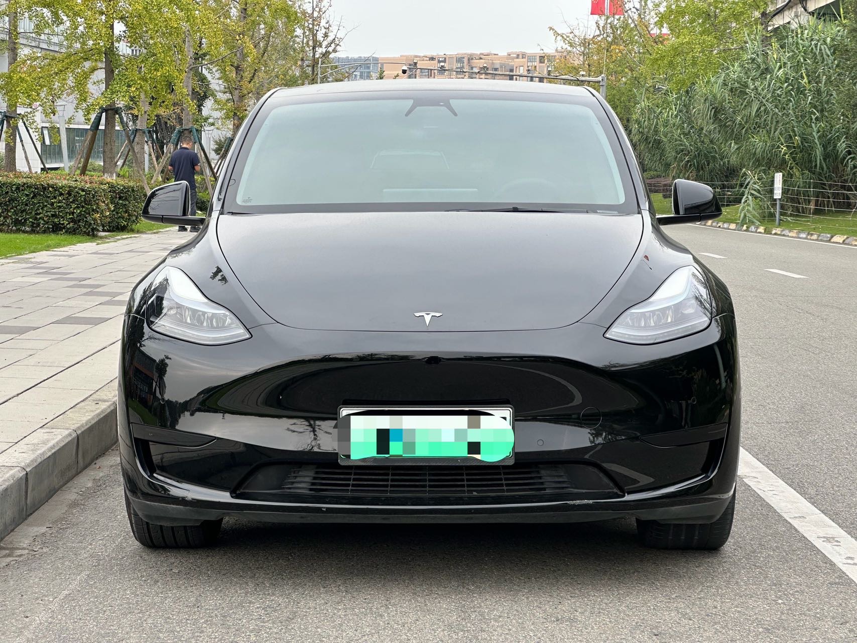 Tesla Model Y 2022 car image #4