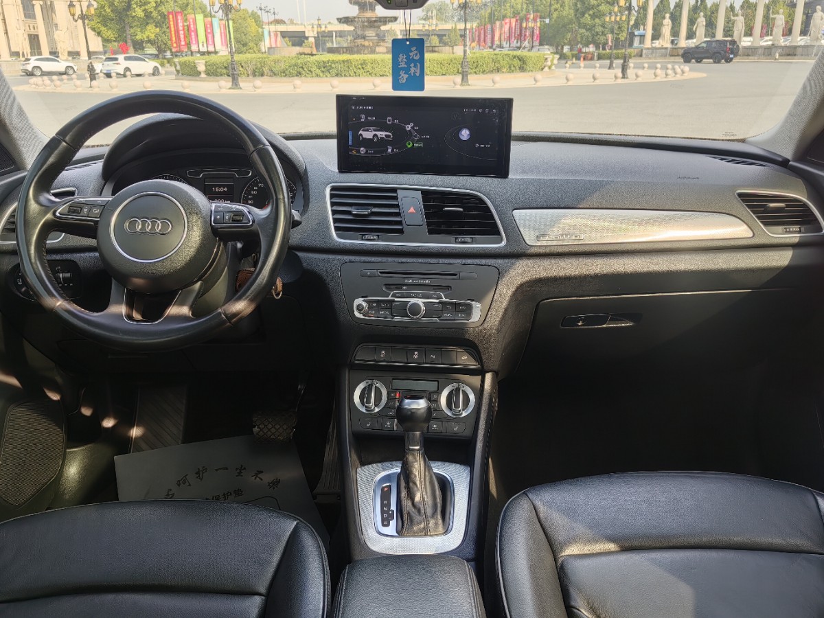 Audi Q3 2014 #10 Audi Q3 2014 car image #10