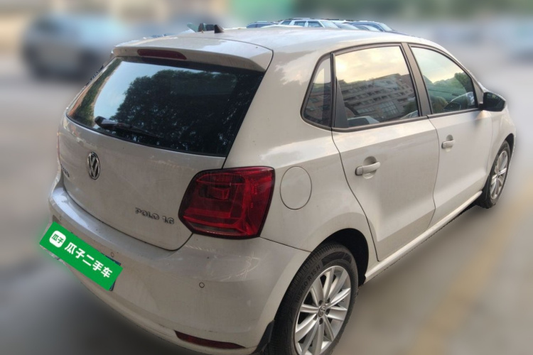 Volkswagen Polo 2015 #5 Volkswagen Polo 2015 car image #5