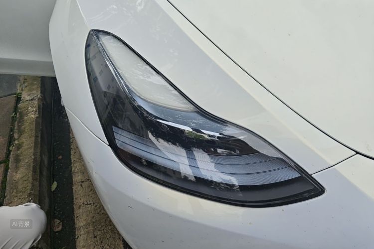Tesla Model Y 2023 car image #8