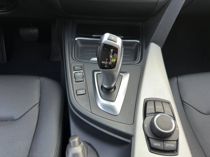 BMW 3 Series 2015 #9 BMW 3 Series 2015 immagine di auto #9