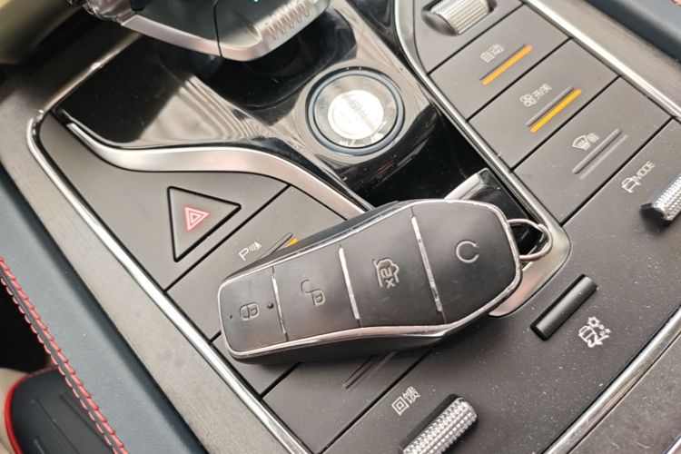 BYD Yuan Plus 2022 immagine di auto #9