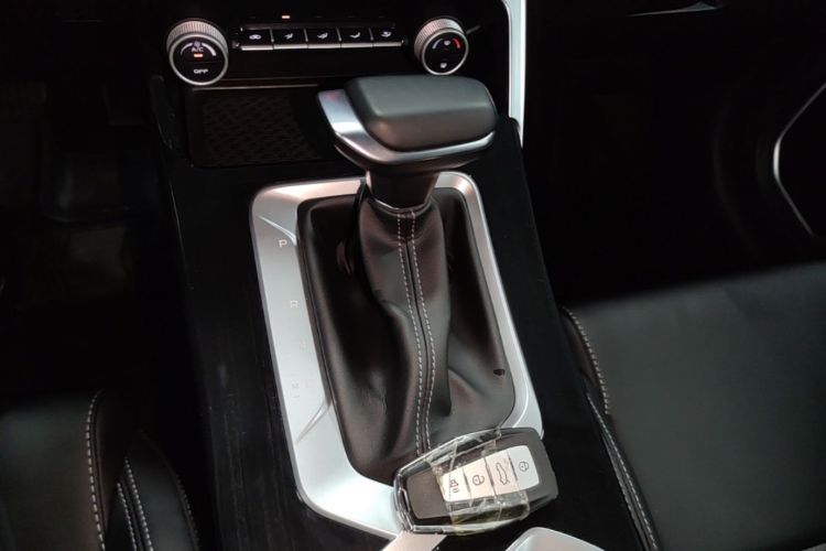 GEELY Coolray 2025 car image #18
