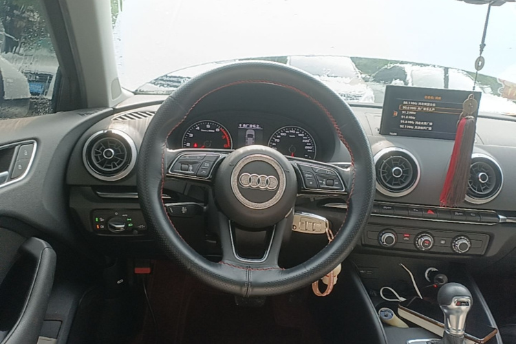 Audi A3 2020 car image #11