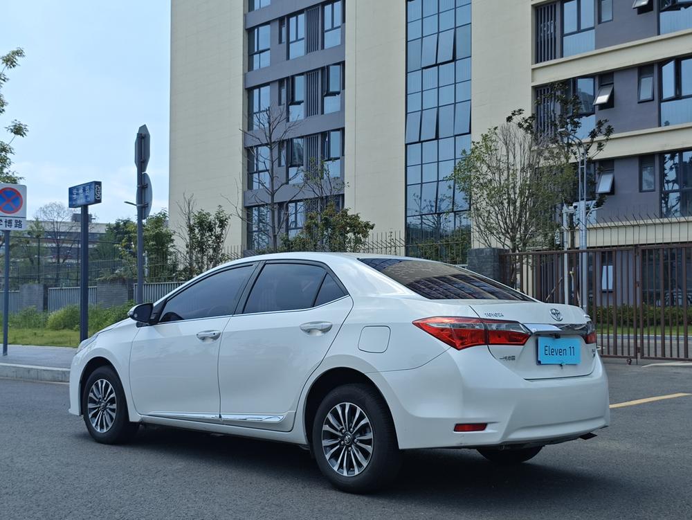 Toyota Corolla 2018 immagine di auto #4
