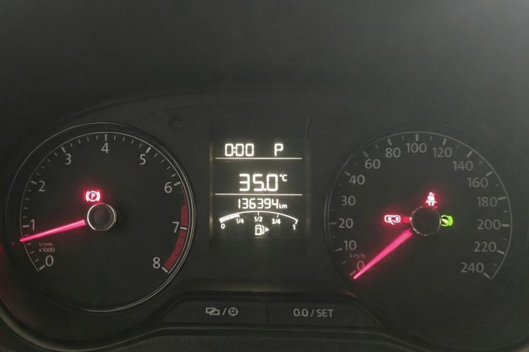 Volkswagen Polo 2016 #12 Volkswagen Polo 2016 car image #12