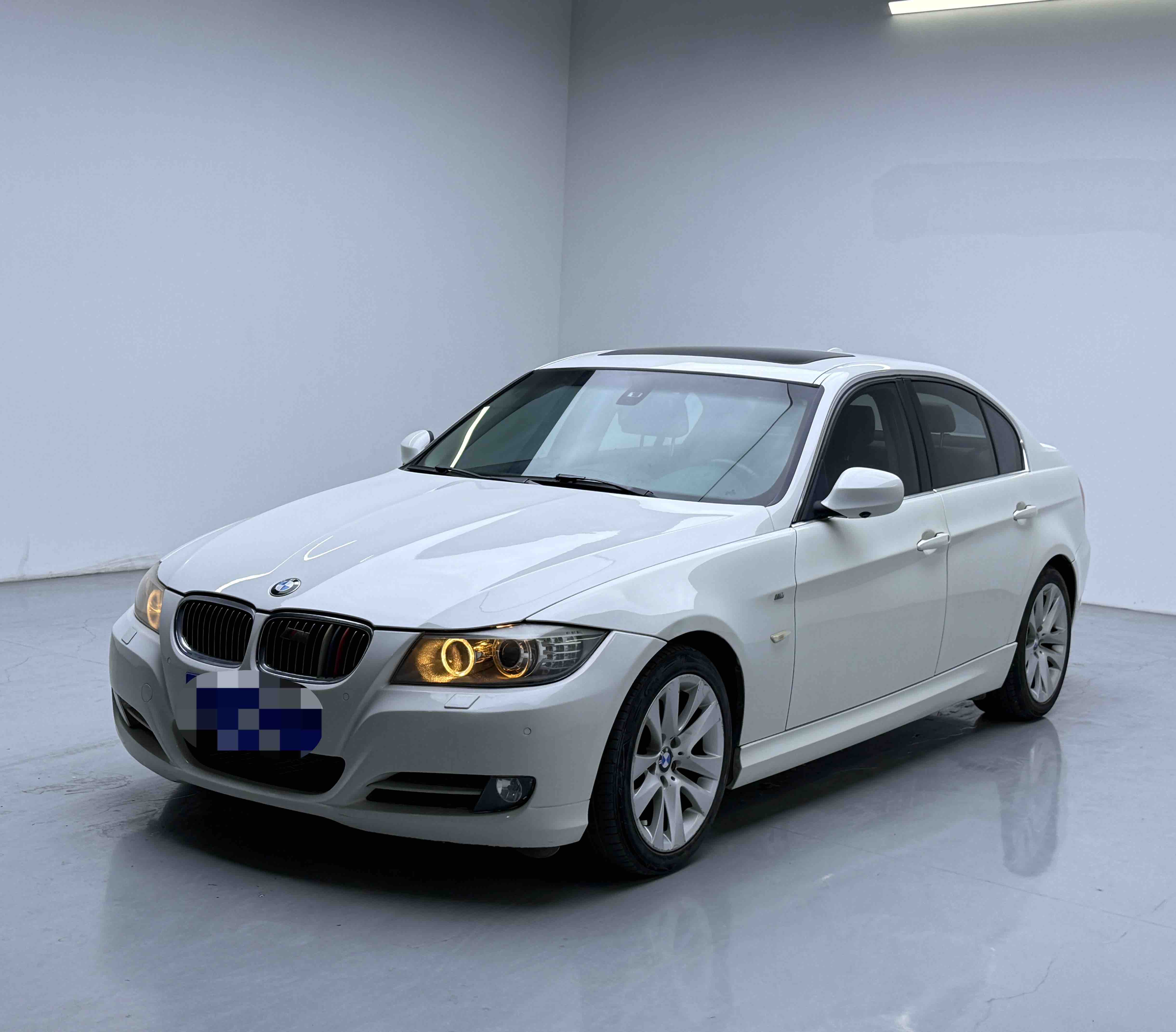 BMW 3 Series (Imported) 2012 BMW 3 Series (Imported) 2012 car image