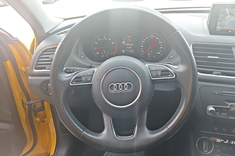 Audi Q3 2016 #11 Audi Q3 2016 car image #11