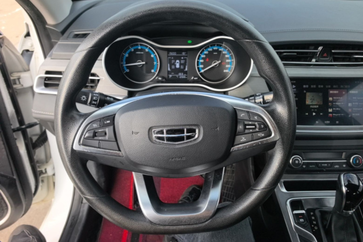 GEELY Emgrand 2021 immagine di auto #11