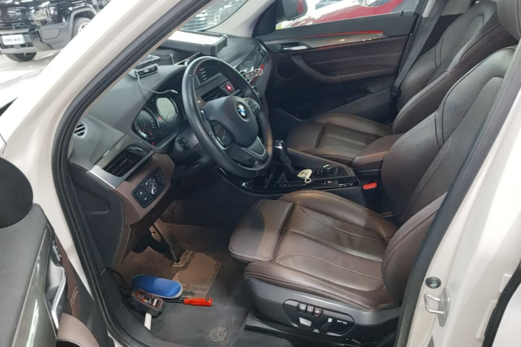BMW X1 2018 #15 BMW X1 2018 car image #15