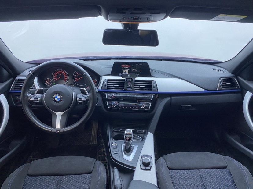 BMW 3 Series 2018 #5 BMW 3 Series 2018 car image #5