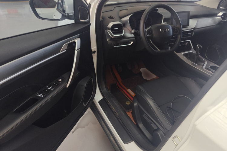 GEELY Coolray 2020 #16 GEELY Coolray 2020 car image #16