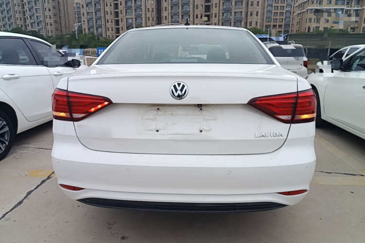 Volkswagen Lavida 2021 car image #4
