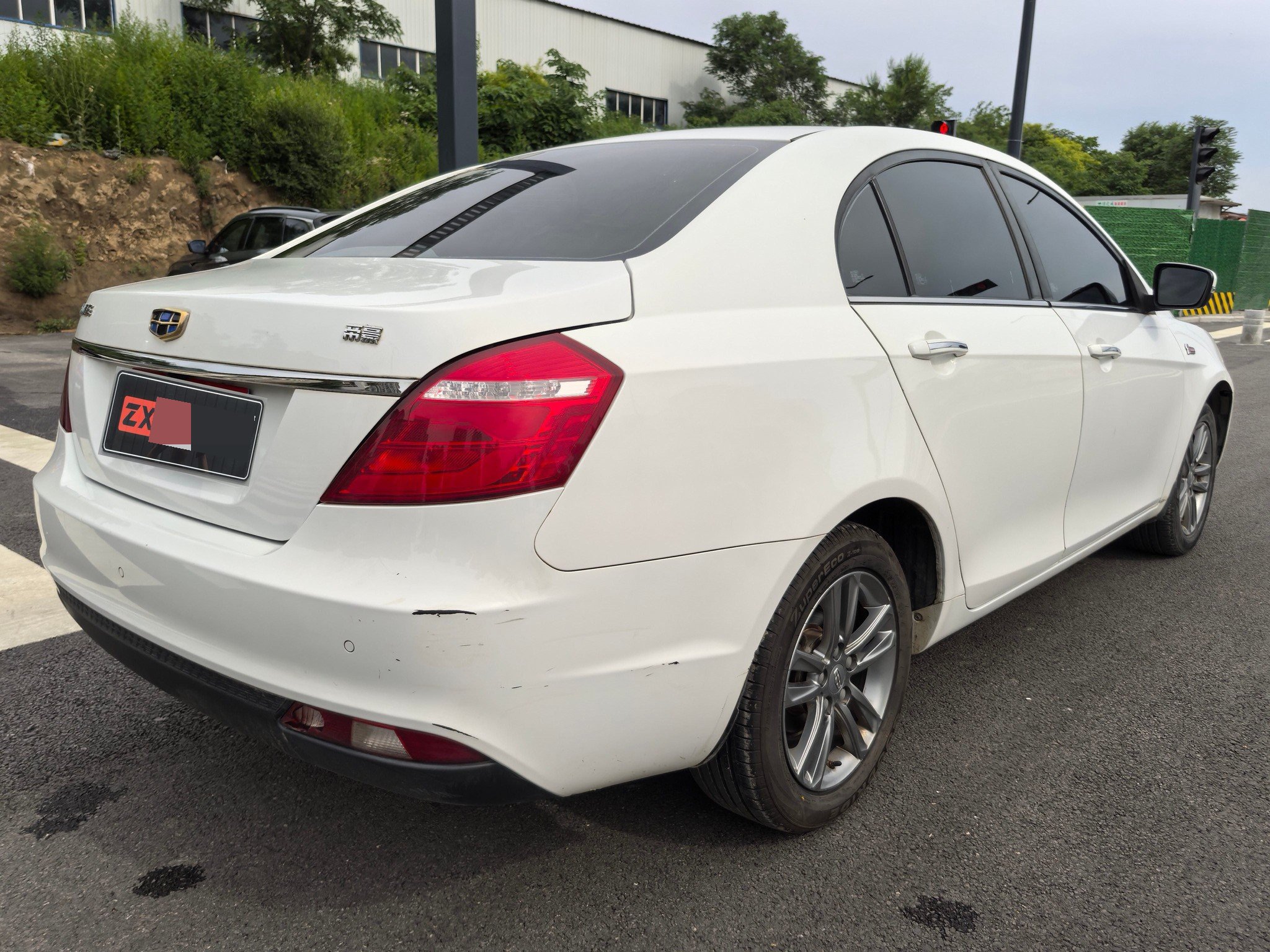 GEELY Emgrand 2017 #4 GEELY Emgrand 2017 изображение автомобиля #4