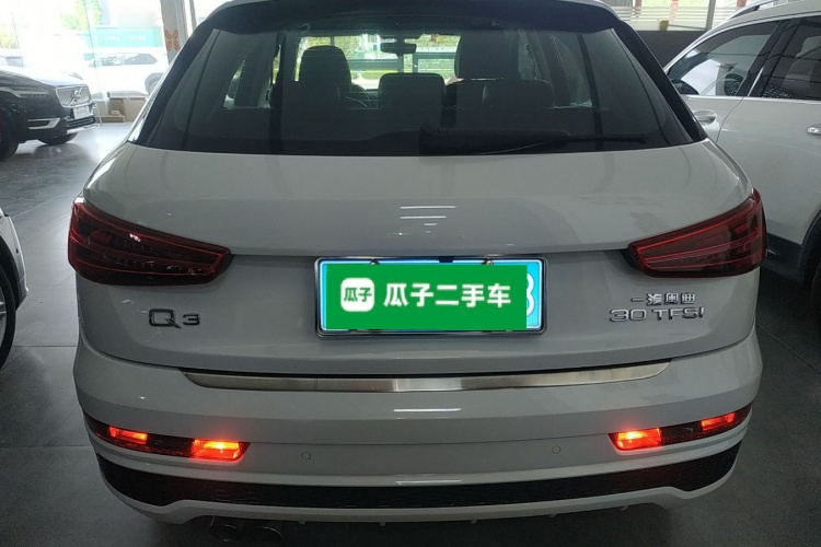 Audi Q3 2019 #6 Audi Q3 2019 car image #6